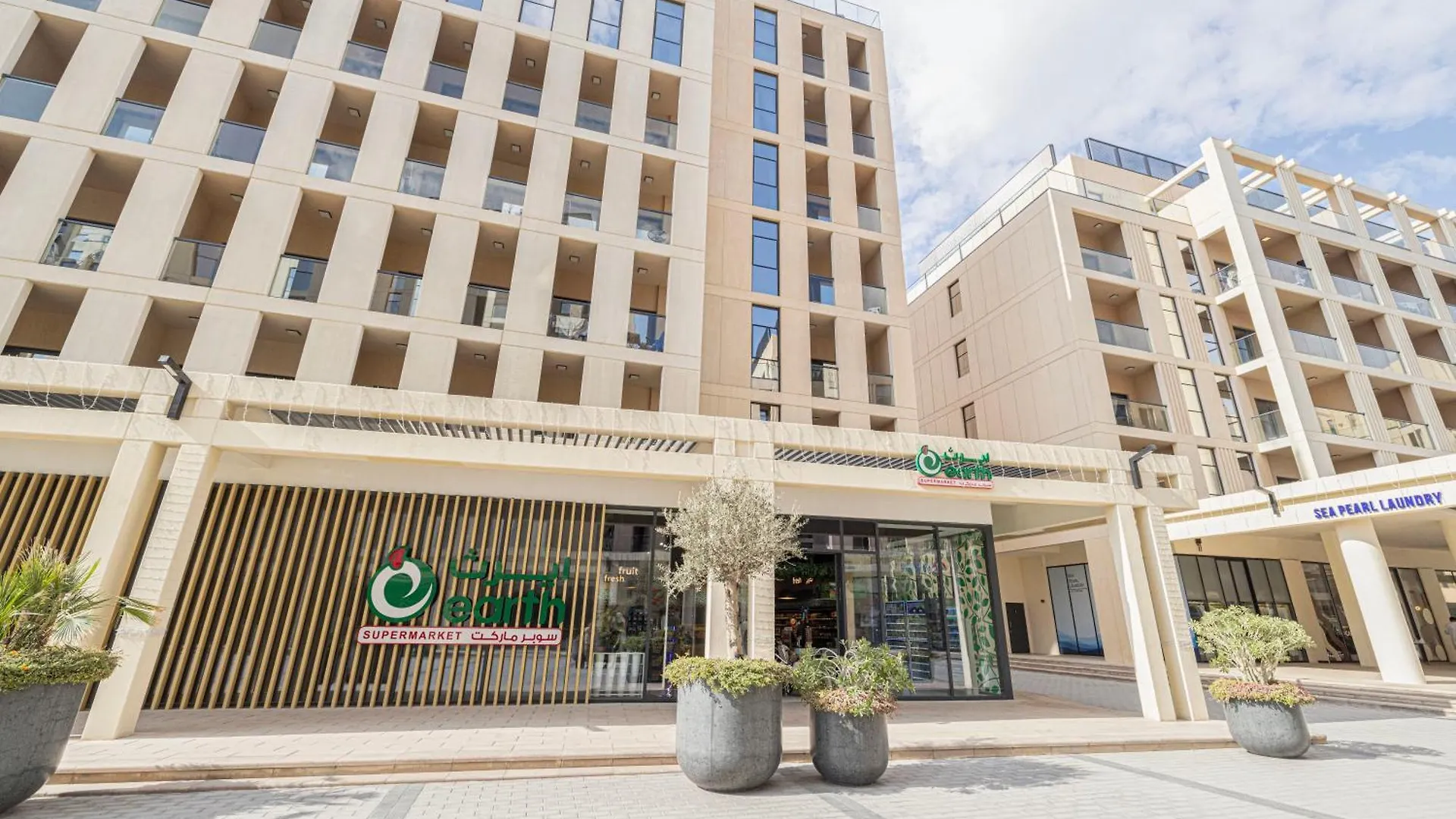 Apartment Ferienwohnung Luxury 1Br Penthouse With Skyviews Schardscha Vereinigte Arabische Emirate