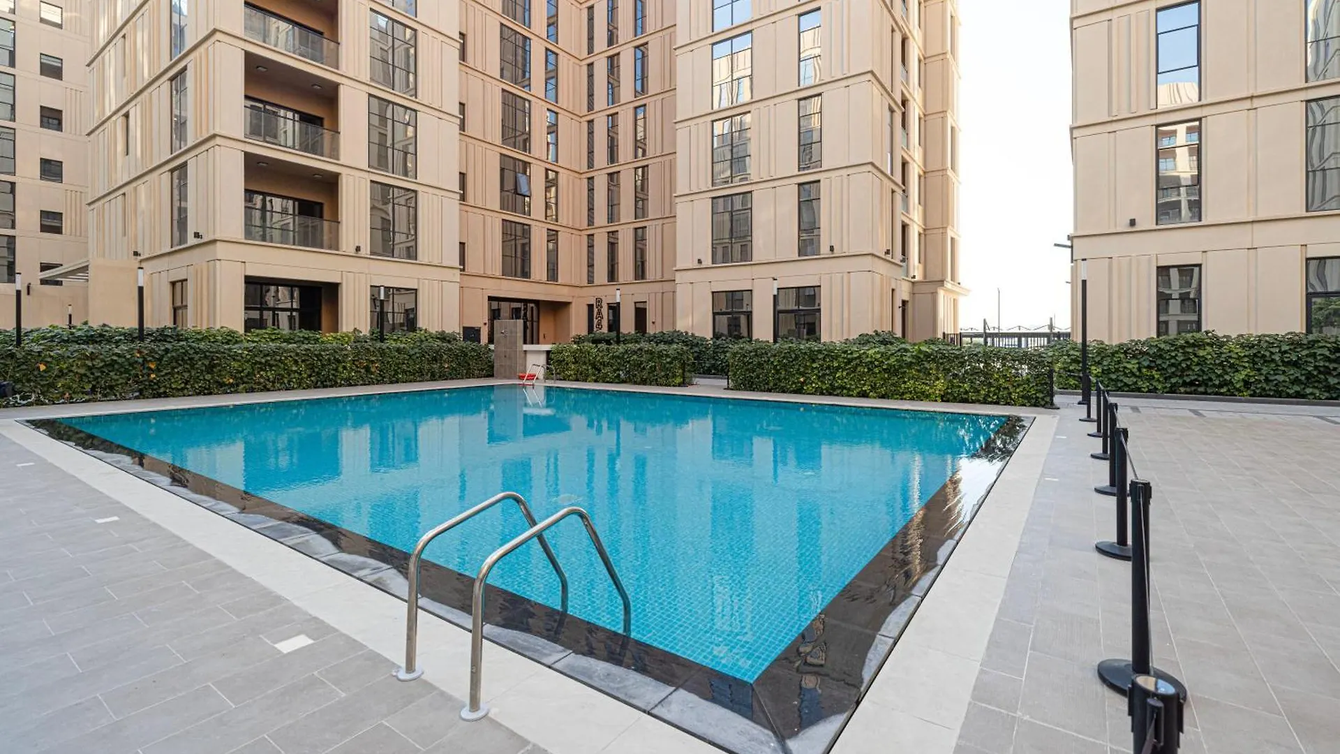Apartment Ferienwohnung Luxury 1Br Penthouse With Skyviews Schardscha