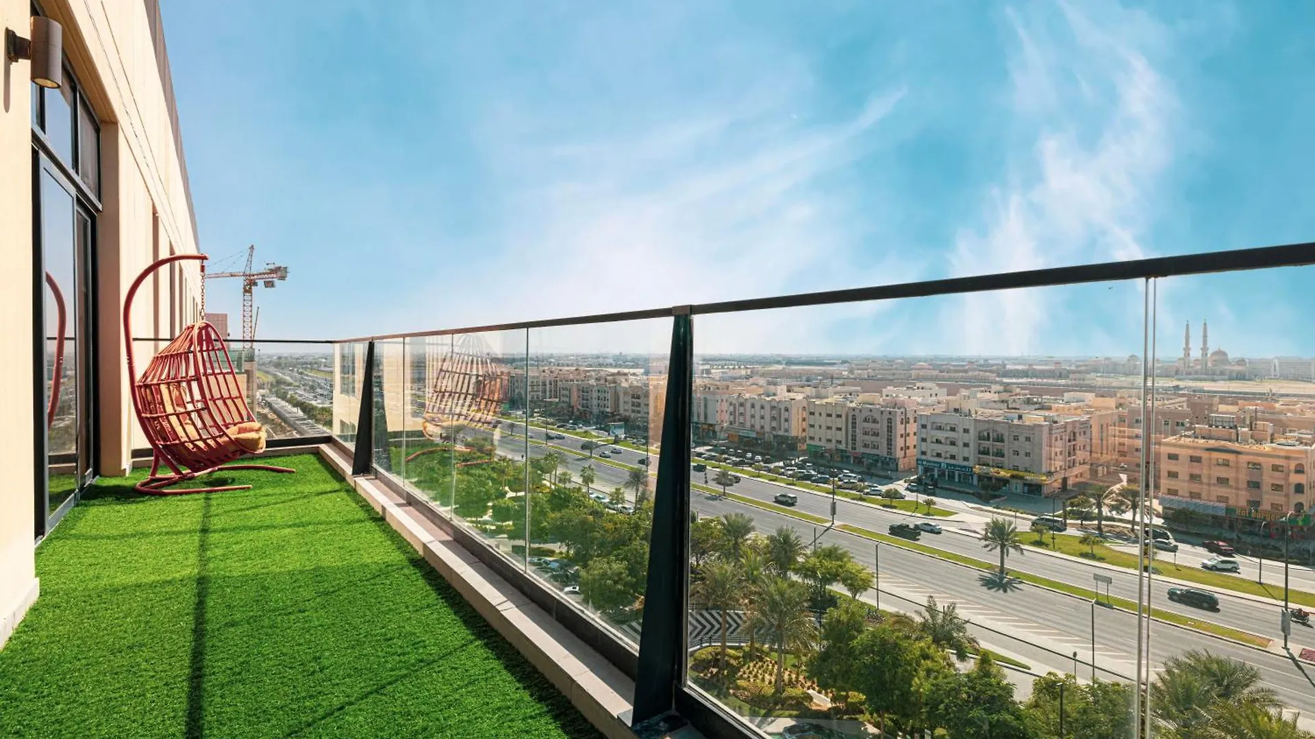 Apartment Ferienwohnung Luxury 1Br Penthouse With Skyviews Schardscha