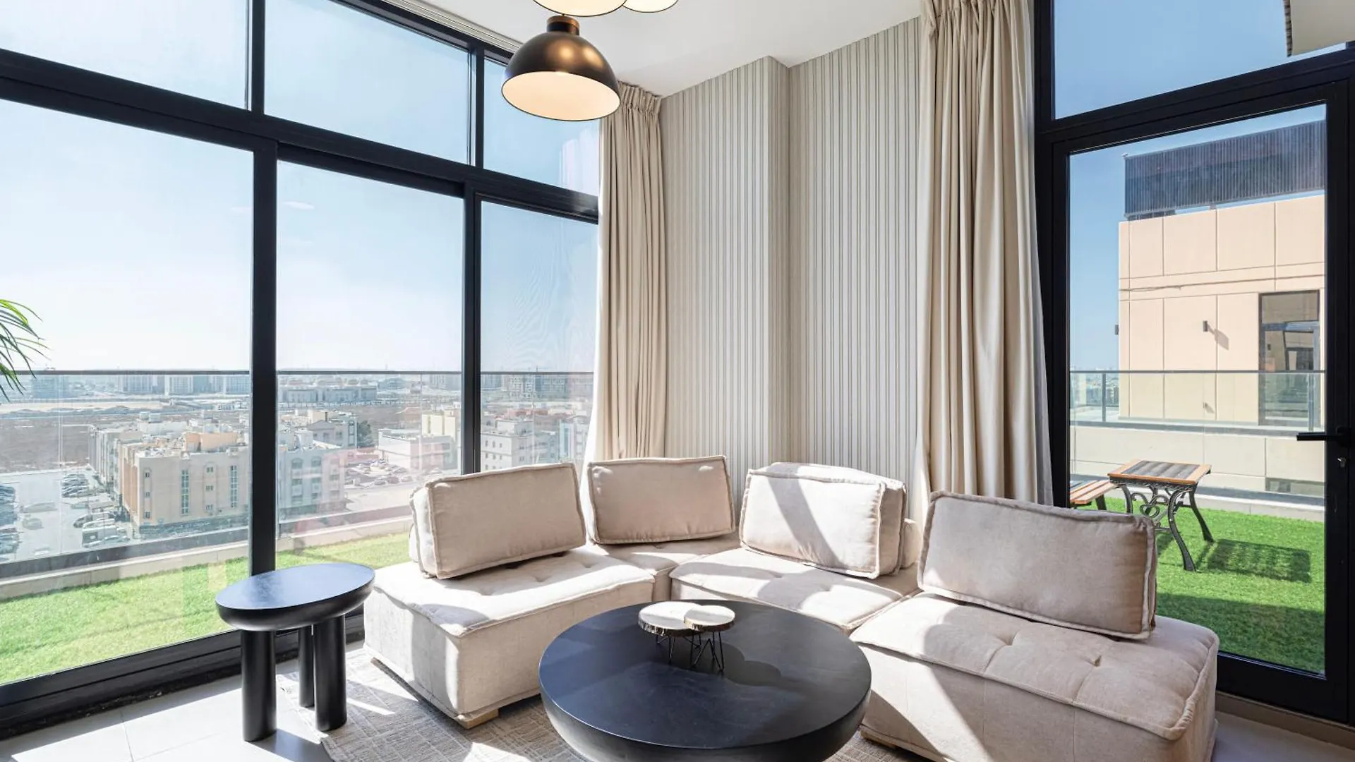 Ferienwohnung Luxury 1Br Penthouse With Skyviews Schardscha Vereinigte Arabische Emirate