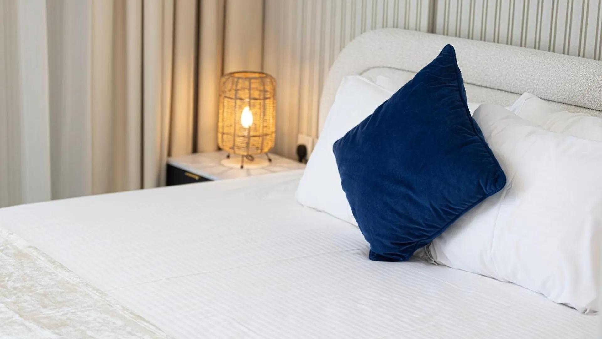 Ferienwohnung Luxury 1Br Penthouse With Skyviews Schardscha Apartment